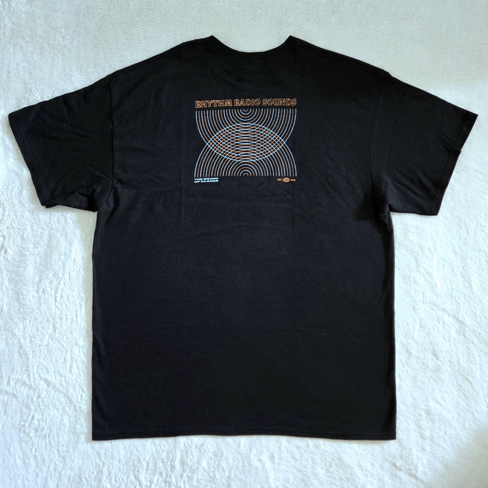 Rhythm. "Rhythm Radio📻 Sounds" Graphic Tee👕 - NWT